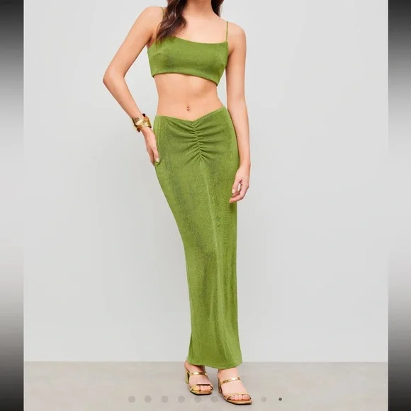 Cider Olive Green Crop Tank Top and High Waisted Ruched Maxi Skirt Set Medium(M) - Picture 2 of 8